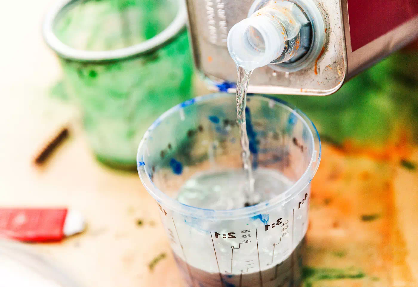 solventi-per-pulizia-di-superfici-a-parma